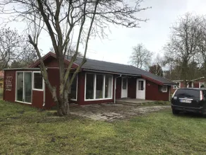 Cozy little, older cottage - Image 4