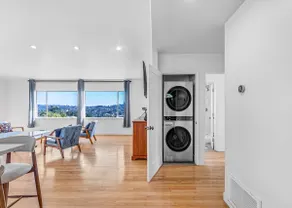 3BD/2BA House | Breathtaking Views Los Feliz Hills - Image 4