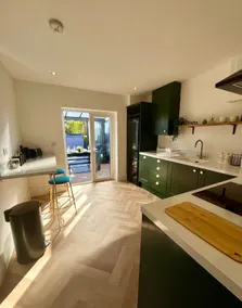 Luxury home near Alton Towers | Garden & Parking - Image 4