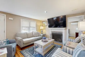 Updated Colonial: Huge Yard, Firepit & WiFi - Image 3