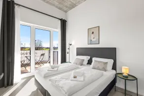 Quiet studio with balcony – modernly furnished - Image 5