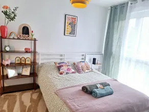 My cozy retreat – Close to Parc Expo & the airport - Image 2