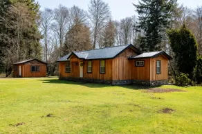 Starry Night Cabin on River w/ Hot Tub - Image 3