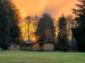 Starry Night Cabin on River w/ Hot Tub - Image 2