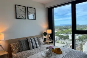 Luxury Sky One 2BR Box Hill Skyline View Pool Gym - Image 5
