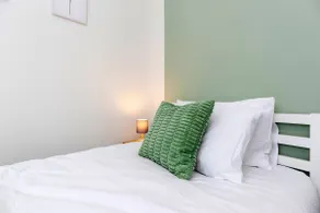 Quiet corner haven - Image 5