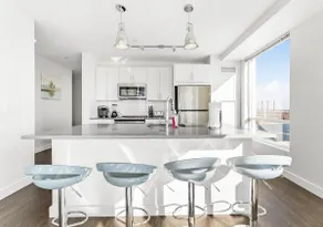 Comfortable & Cozy 2BR/2BA in Assembly Row Plaza - Image 3