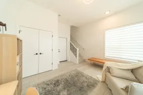 Luxury city skyline view New Corner Townhome - Image 4