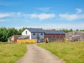Piglet Cottage - Old Highwood Holiday Cottages - Image 2