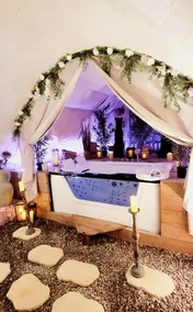 LOVE ROOM - The Rose Workshop - Image 2