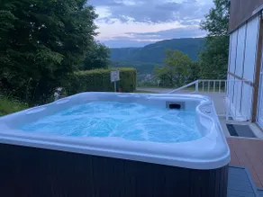 La Chouette cottage, quiet nature, relaxation and jacuzzi - Image 2