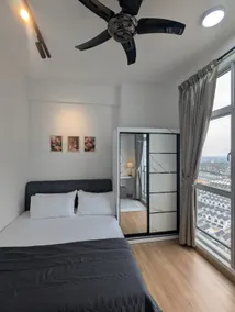 Shines GuestHouse 1Br Hi-Privacy Condo - Image 3