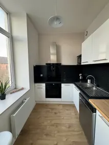 Le National Downtown Apartment + Private Parking - Image 3