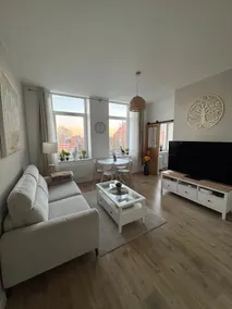 Le National Downtown Apartment + Private Parking - Image 5