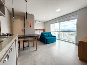Studio 1302 | City View - Image 3