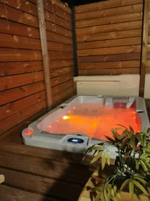 Le Chalet Champenois - Jacuzzi - Terrasse - Calme - Ciné Netflix - Image 4