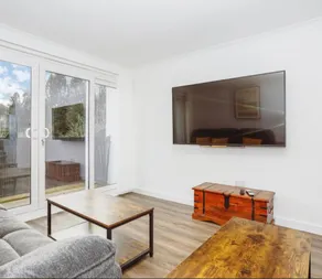 Caul View Apartment in Dumfries - Image 2