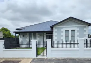 Stay On Anthony Mount Gambier/Berrin, Australia - Image 2