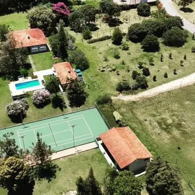 J.F. Sarapuí Farmhouse - Image 4