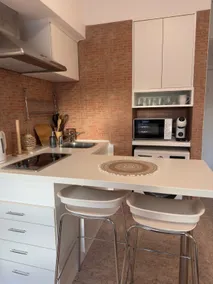 VV - Cosy Studio in City Centre with Pool - Image 5