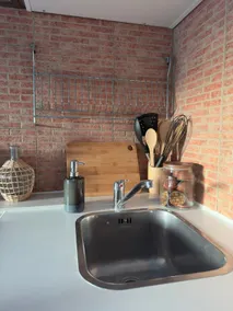VV - Cosy Studio in City Centre with Pool - Image 4