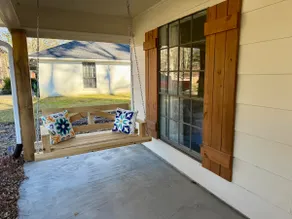 Lakeside Retreat at the Rez - Image 4