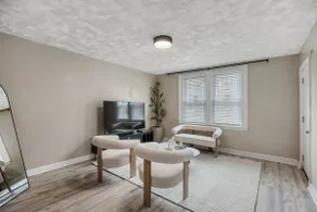 Retro Chic Retreat: Cozy DC Unit - Image 2