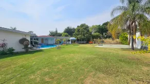 Villa Cocoyoc 23 Pax Pool Jacuzzi and Basketball - Image 2
