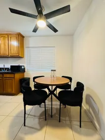 Stay Cozy, Modern Home 25 Mins to DTLA & More - Image 2