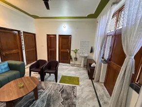 Gayatri niwas-2BHK with 2 king size bed 2 AC @NH44 - Image 4