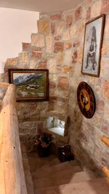 Casa Croce: life in the district - Image 2