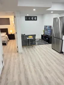 Modern Comfort in West Edmonton - Image 2
