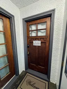 715 N Egan Residence - Image 5
