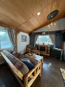 Deer Trail Cabin - Image 2