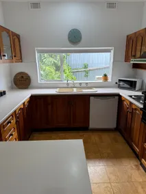 Cosy Mowbray Street home - Image 4