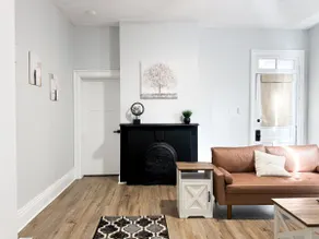 Local 1 Bed Room in Columbus | Cozy Corner Retreat - Image 5