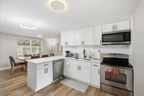 Blissful 4BR/2BA Tropical Paradise on 2 Acres - Image 5
