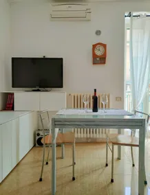 Large two-room apartment near the city center - Image 2