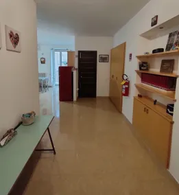 Large two-room apartment near the city center - Image 5