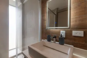 Design Loft with Panoramic Views - Image 5