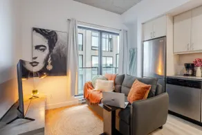Elegant 1BR Retreat | Chic Stay in Old Port - Image 3