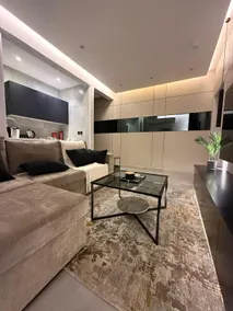 7 - intr. designer smart entry - Image 5