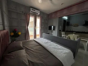 Luxurius Studio with well equipped kitchen - Image 4
