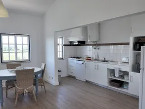 Boutique One-Bedroom Apartment with Living Area - Image 4
