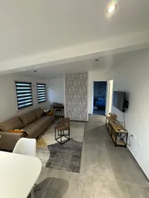 Streamfront maisonette - Image 3