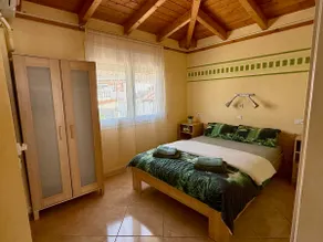 Seaside retreat, Standard Apartment 3 with terrace - Image 3