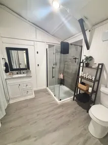 Lake View Loft House- Minutes to Historic Square - Image 4