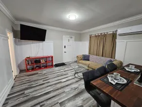 Prime Location | Near River/Uni/Casino & Downtown - Image 2