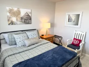 Private Upstairs Apartment on 5 Acre Ranch - Image 3