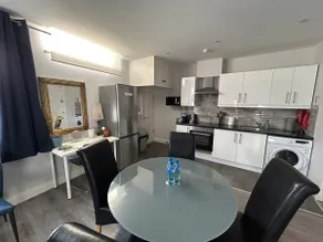 Dublin citycenter gorgeous double bed Studio - Image 4